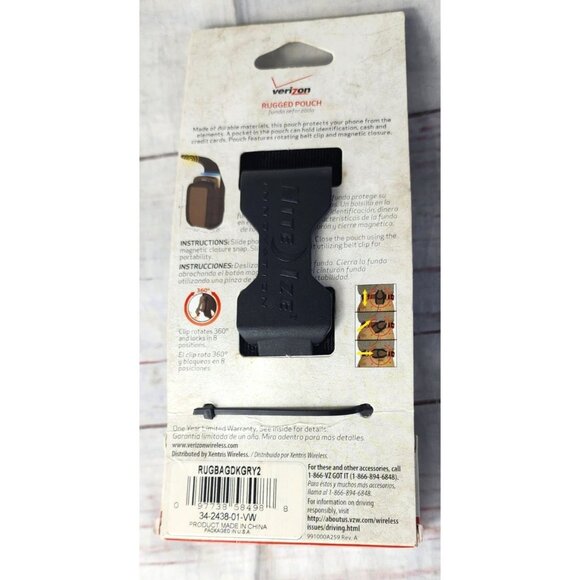 Rugged Universal Small Flip Phone Nite Ize Innovation- Durable Phone Case - Picture 4 of 9